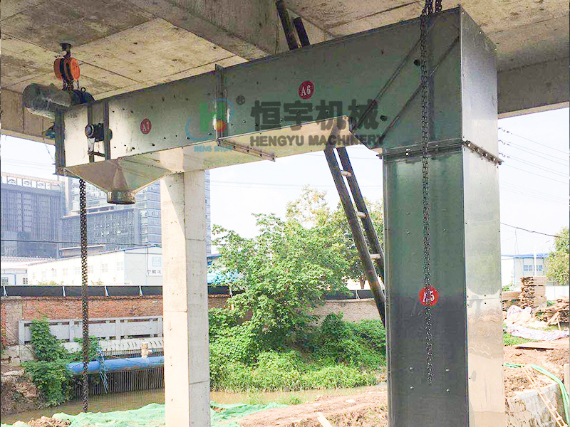 江蘇某環(huán)?？萍加邢薰?Z型提升機